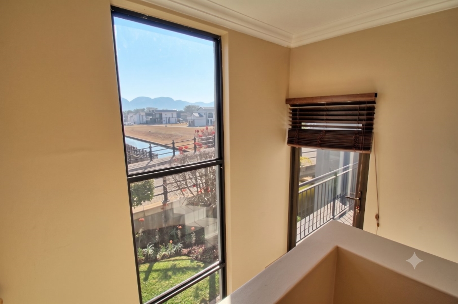 4 Bedroom Property for Sale in The Islands Estates North West